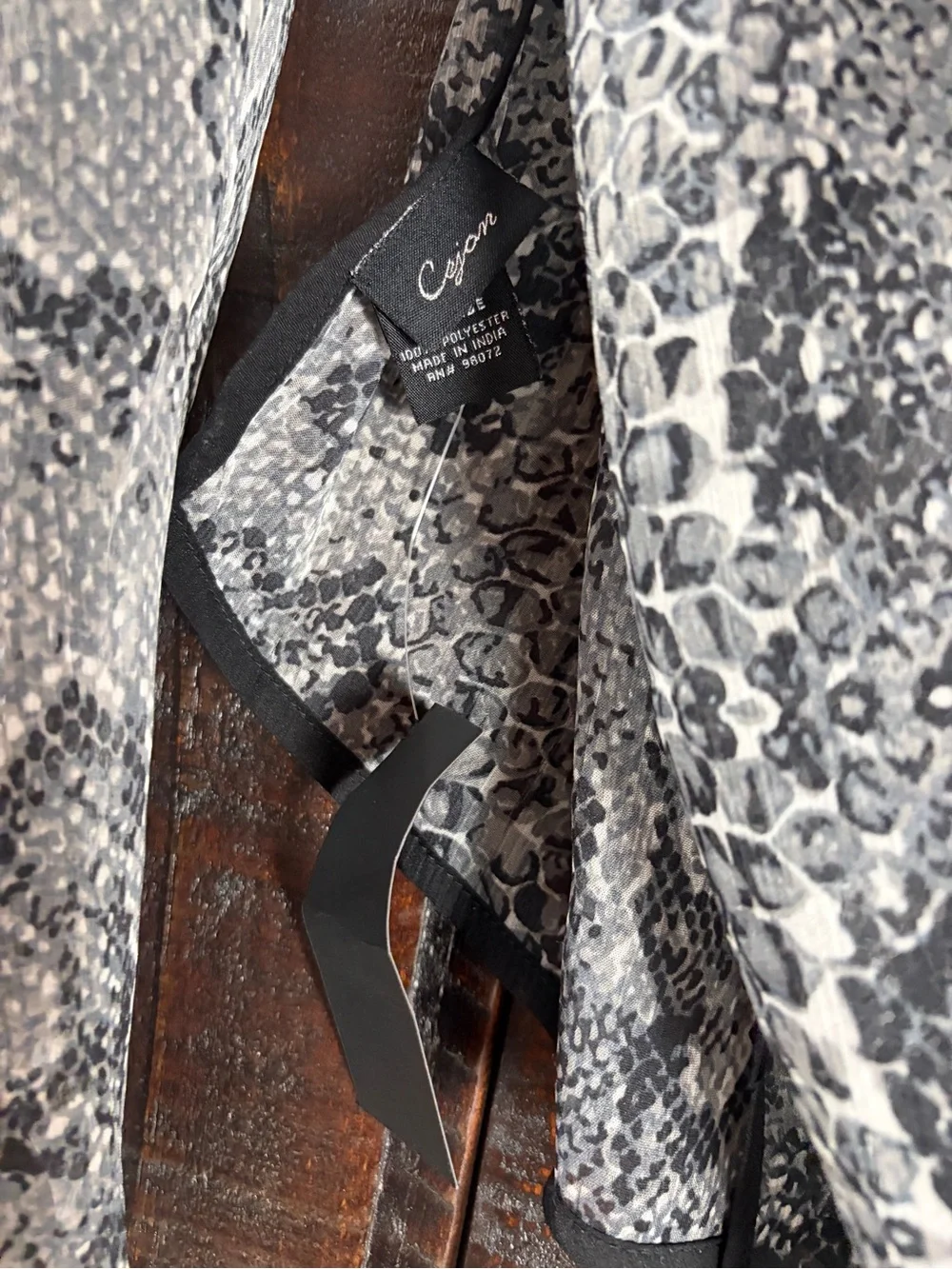 Cejon Gray Snake-Print Shawl Wrap